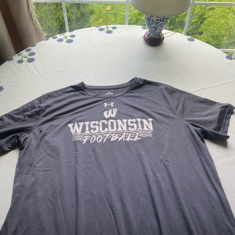 Under Armour Gray Wisconsin Football Men's Shirt